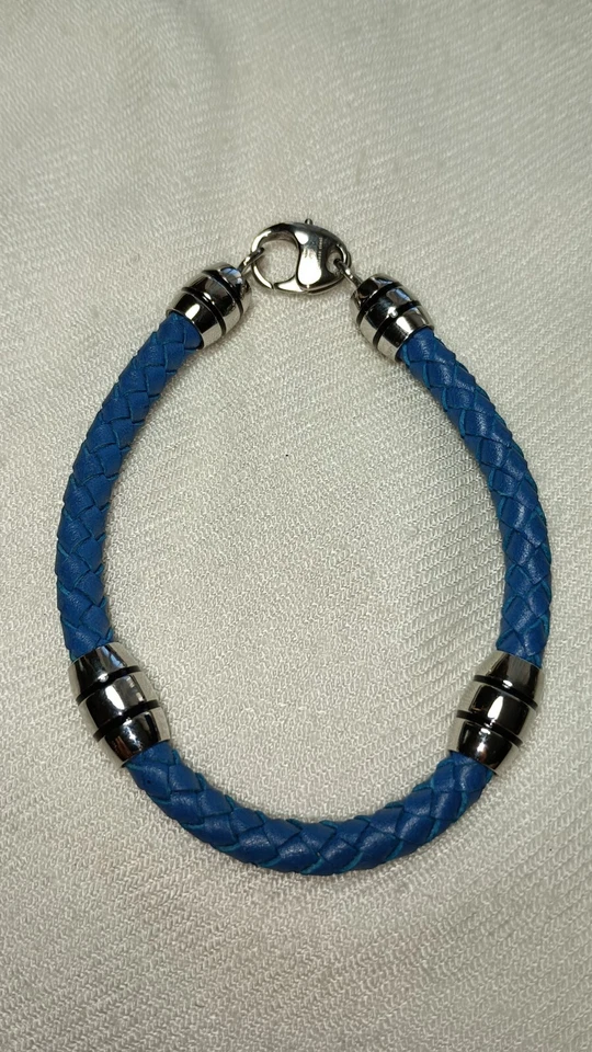 Men’s BlackJack Stainless Steel Blue Blue Braided Genuine Leather Bracelet 9 In - Image 3 of 4