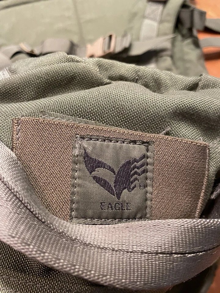 Mochila Coyote Eagle Industries A-III Paquete de Asalto de 3 Días Foto 4 de 4