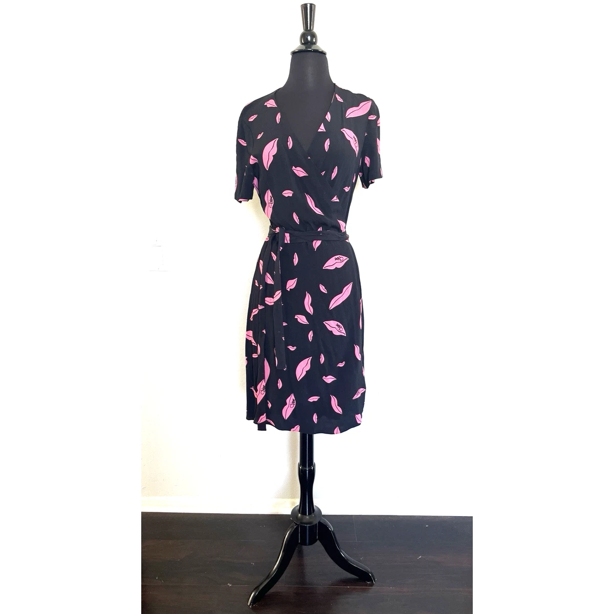 sachin and babi light blue dress Diane Von Furstenberg Griffith Silk Jersey Wrap Dress sz 2 main image 0