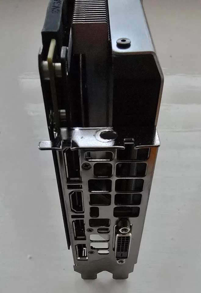 EVGA GeForce GTX 1080 FTW GAMING 8GB GDDR5X Video Card (08G-P4-6286-KR) - Image 4 of 4