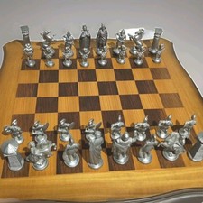 Zinn Schach Römer vs Barbaren Antikes geschwungenes Schachbrett Chess Romans