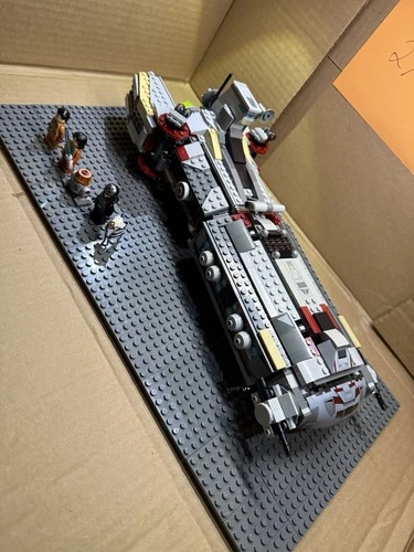 LEGO Star Wars Rebel Combat Frigate 75158 Complete Set (no Ashoka fig)