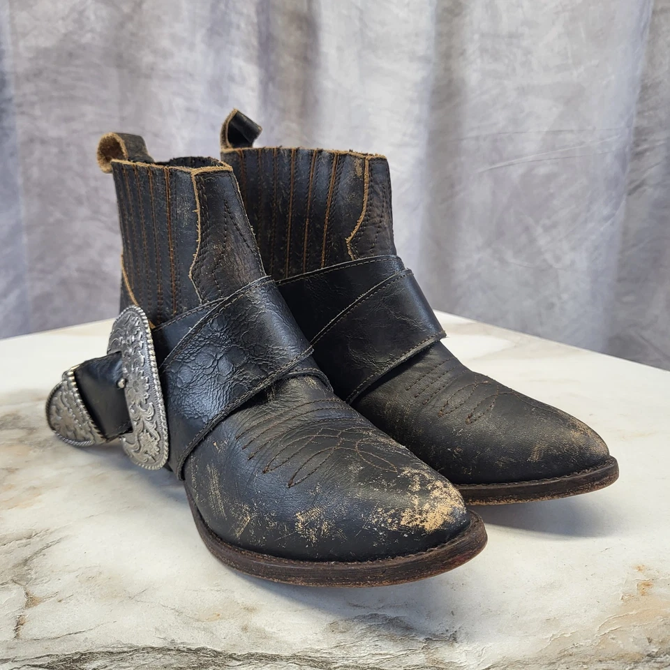 Botas femininas Matisse Understated BITCHIN BIKER fivela grande arnês 6 M - Imagem 2 de 4