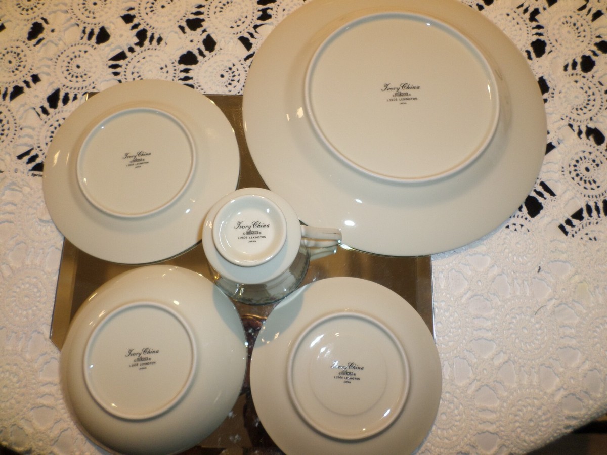 56 Pc Service for 8 Place Setting Mikasa Lexington Fine 56 Pc Service for 8 Place Setting Mikasa Lexington Fine