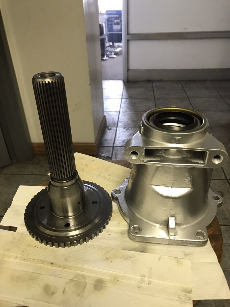 GM 4L80E Extension Housing Cast# 8677464 And Output Shaft GM 4L80E Extension Housing Cast# 8677464 And Output Shaft