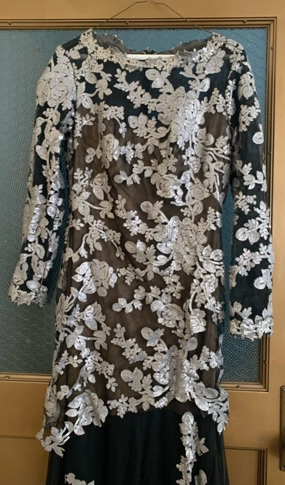 TADASHI SHOJI SEQUIN LONG DRESS LONG SLEEVE SIZE 6 BLACK/SILVER CUT#34972 - Image 3 of 4