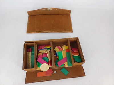 ANCIENNE BOITE A JETONS EN CUIR JEU DE CARTES - Photo 1/4