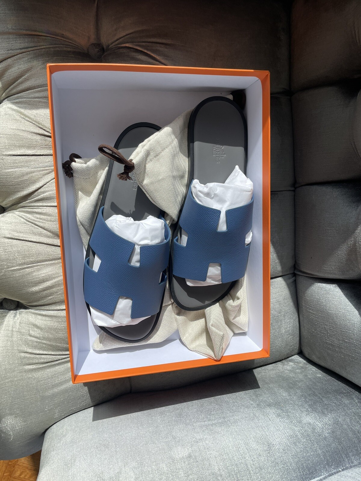 Authentic hermes izmir mens sandals 