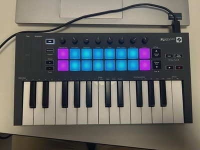 Novation FLkey Mini USB Midi Keyboard Controller 25-Mini Keys FL Studio