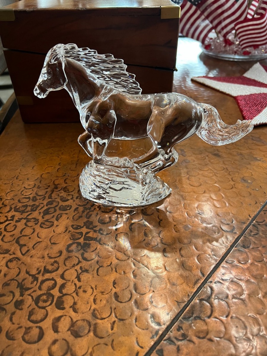 クリスタル running horse