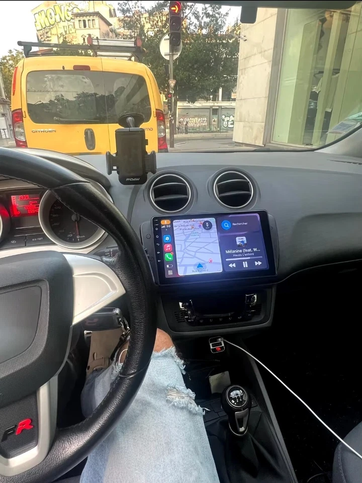 Autoradio 2 DIN Android 13 9" CarPlay GPS WiFi Plug&Play Seat Ibiza 6J 2009-13 - Immagine 2 di 4