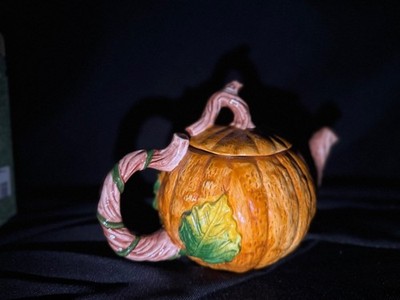 Cooks Club Pumpkin Teapot with Lid   Ceramic Harvest-Themed Teapot Thanksgiving