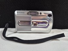 Fujifilm FinePix A340 4MP Digital Camera with 3x Optical Zoom Silver 