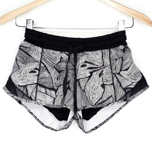 Lululemon Hotty Hot Shorts Size 2 Short 