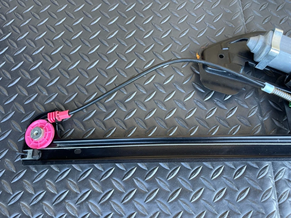 1995-2001 BMW 740il 750il E38 Passenger Right Window Regulator Double Glaze OEM - Image 3 of 4