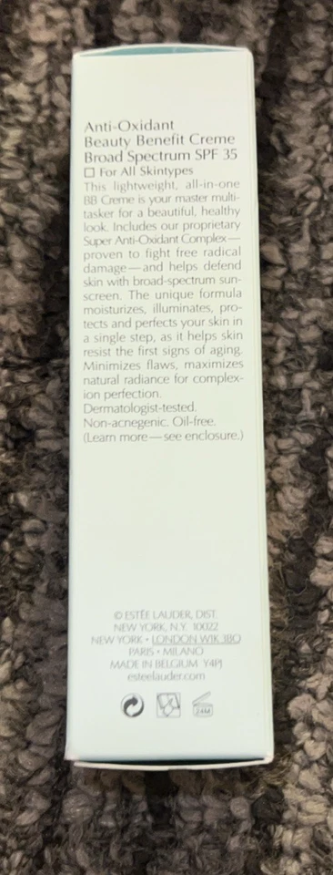 Estee Lauder DayWear BB 2.5 Medium Deep Anti-Oxidant Beauty Benefit Creme SPF - Image 3 of 4
