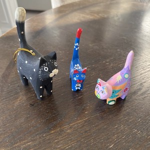 Lot Of 3 Vintage Hand Painted Carved Wood Cat Family Cats Folk Art Figurines
