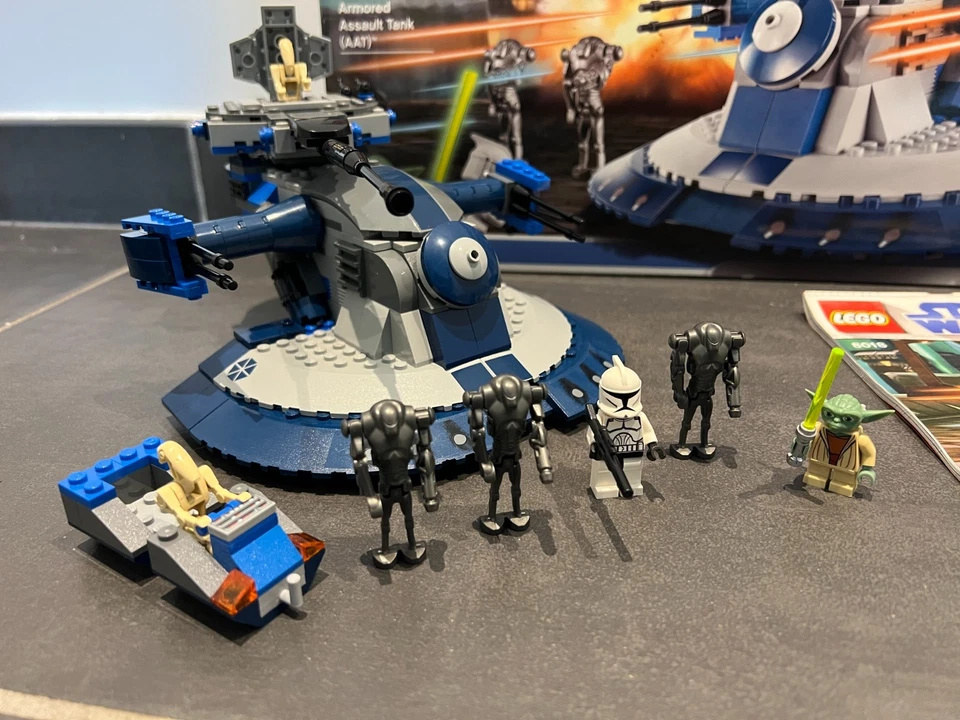 LEGO Star Wars 8018 Armored Assault Tank (AAT), photo 2 sur 3