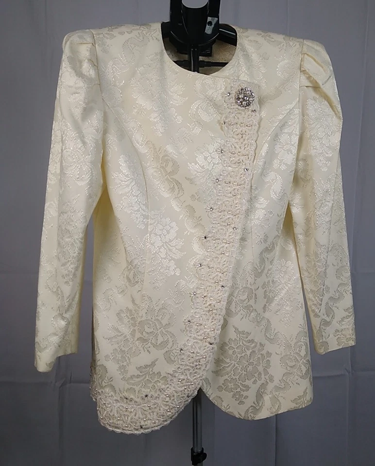 Conjunto de falda y chaqueta vintage Jessica Howard de Mitchell Robbell crema talla 12 Foto 2 de 4