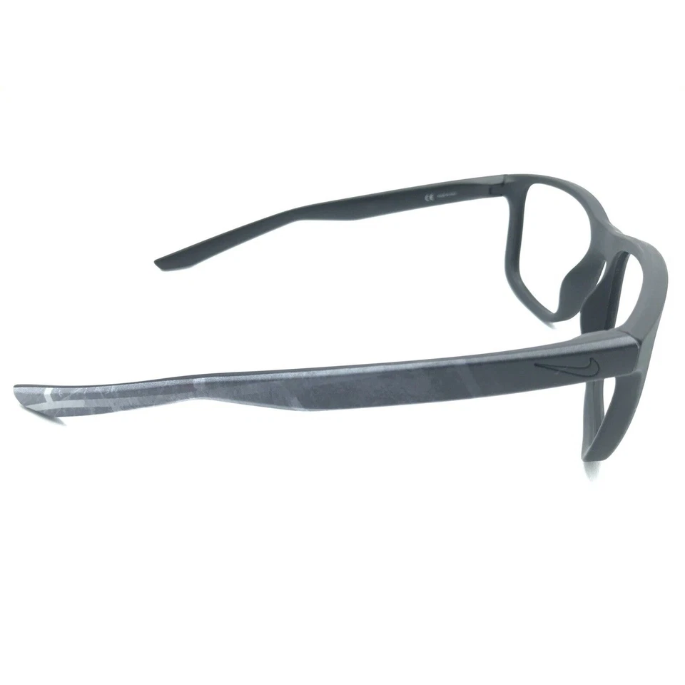 Gafas de sol deportivas unisex Nike Unrest EV0922SE 002 316 negras mate gris piedra Foto 4 de 4