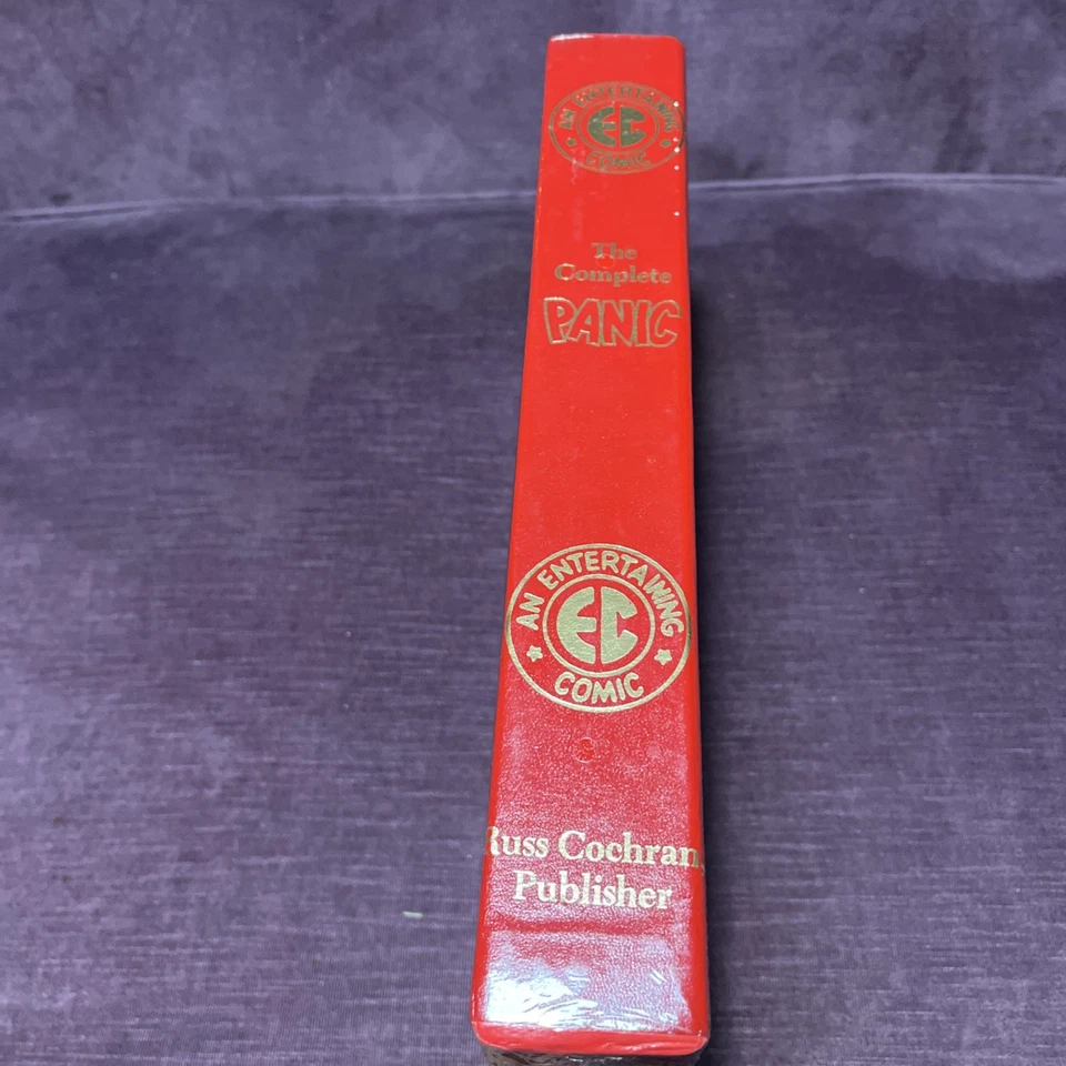 The Complete PANIC EC Comic Magazine Slipcase Capa Dura NOVO ainda Encolhido - Imagem 2 de 4