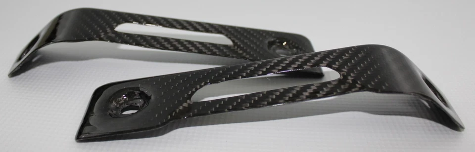 Carbon Fiber Radiator Side Covers for Aprilia(Shiver 750 07-16) Shiver 900 17-21 - Image 4 of 4