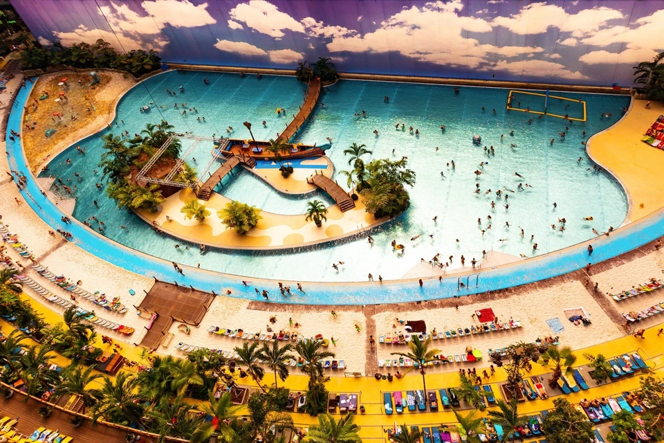 2 Tropical Islands Tickets (inkl. Übernachtung im Zelt und Frühstück)