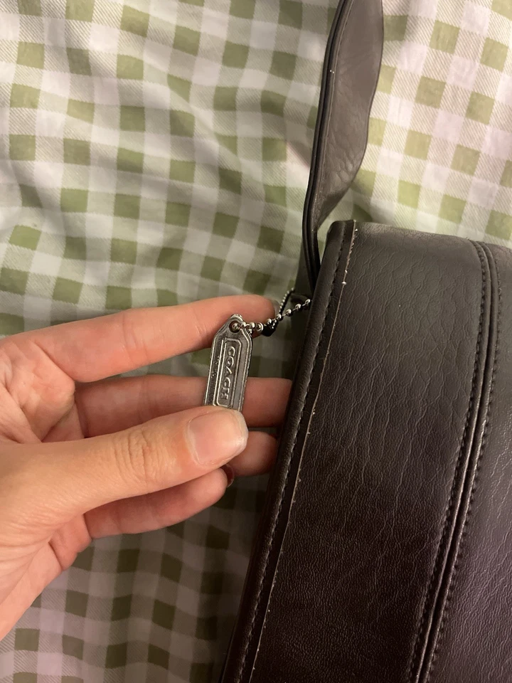 Bolso Mensajero Coach Legacy Cuero Correo 9065 Cuero Marrón Oscuro Foto 2 de 4