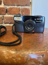 Olympus Infinity Zoom 2000 35mm Point Shoot Film Camera AF 38-70mm Untested