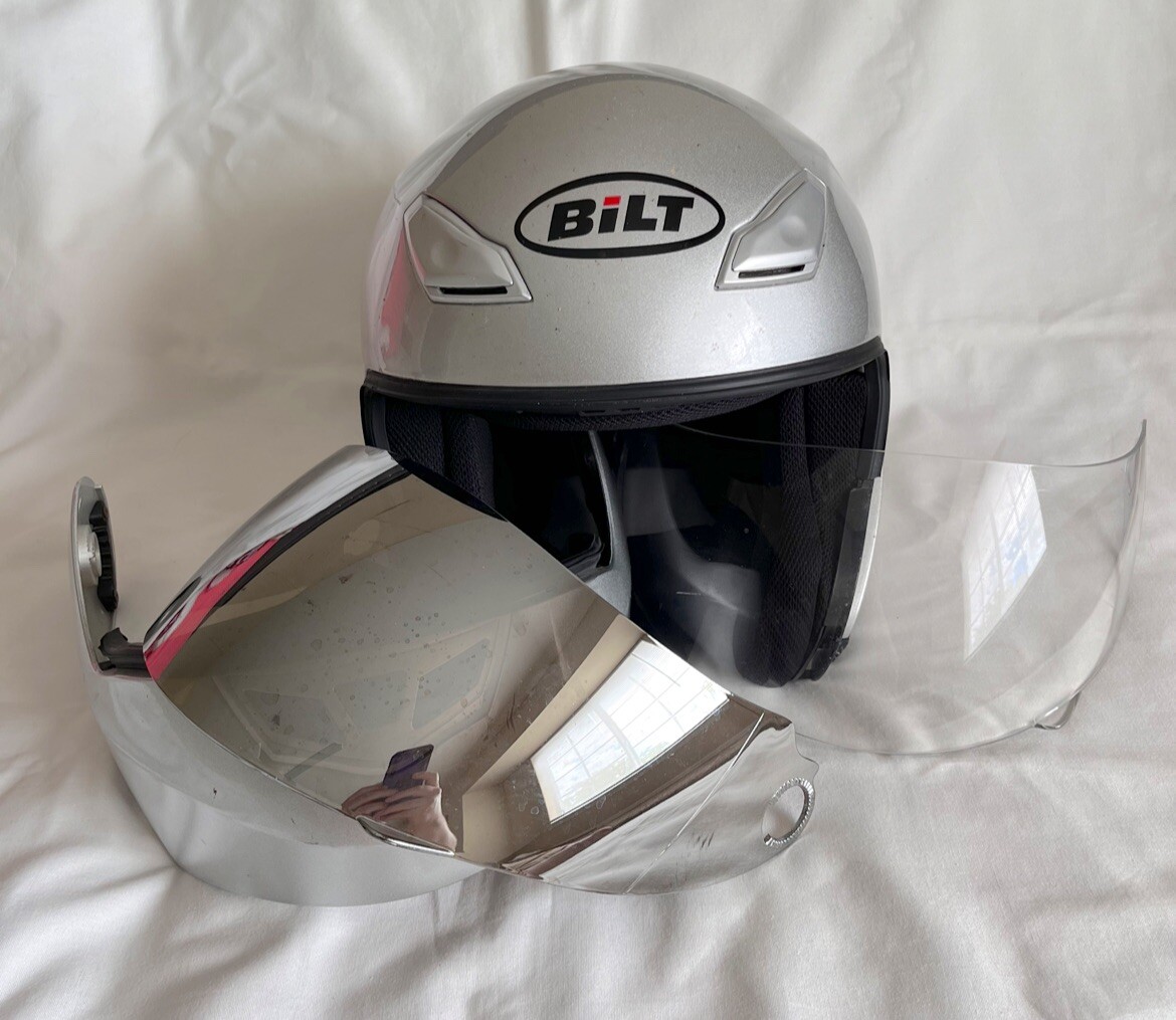 Bilt Full Face Modular Motorcycle Helmet Vented Quick Release 2 Shields Sz:XL Bilt Full Face Modular Motorcycle Helmet Vented Quick Release 2 Shields Sz:XL