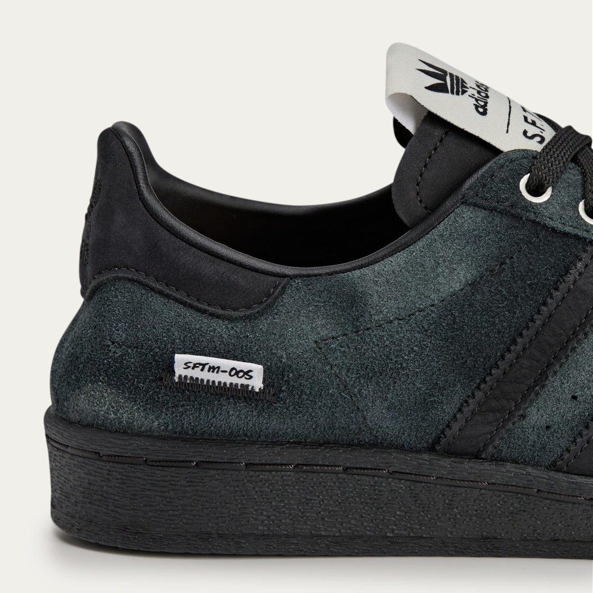 スニーカー ADIDAS X SONG FOR THE MUTE | SUPERSTAR 82 SFTM JP7676 Song for the Mute X Adidas Superstar 82