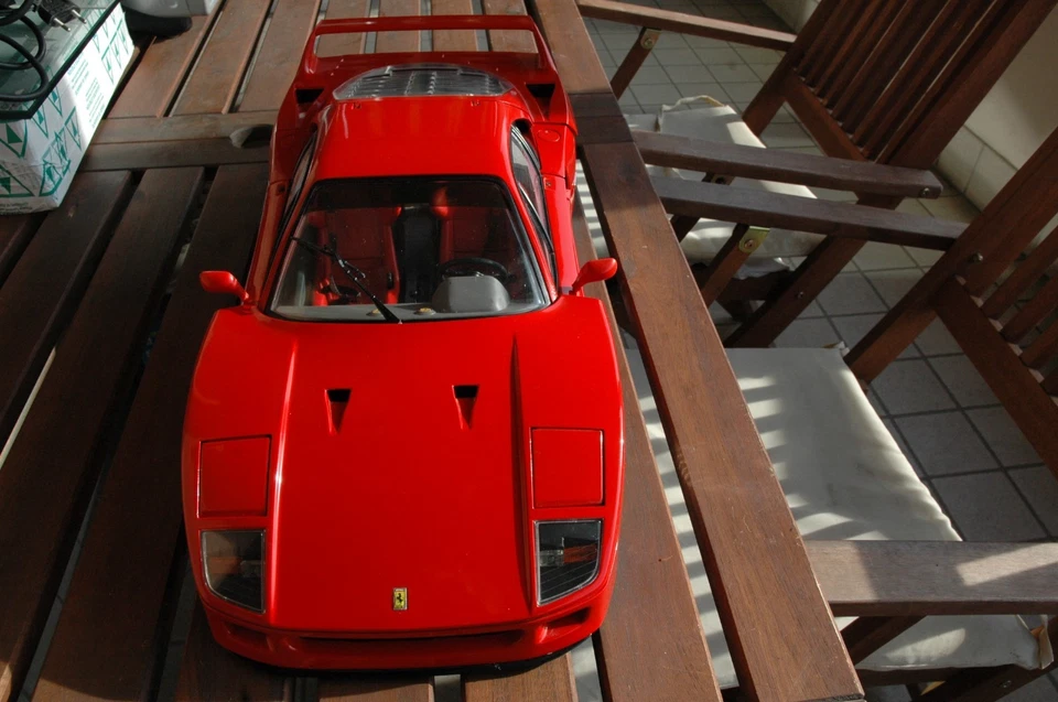 POCHER FERRARI F40 1/8 - Immagine 3 di 4