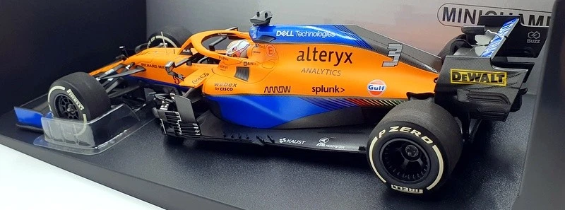 Minichamps 1/18 Scale 530 213303 - McLaren F1 MCL35M D.Ricciardo #3 Italian 2021 - Image 2 of 4