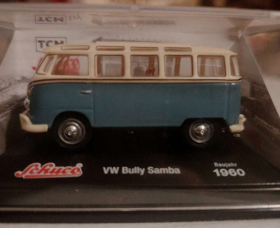 SCHUCO -TCM  Modellino VOLKSWAGEN BULLY SAMBA (1960) - Scala 1:72 - Immagine 4 di 4