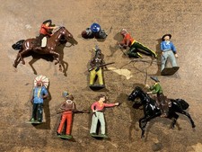 W. Britain Glossy foot/mounted cowboys and indians figure lot