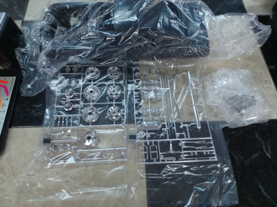 Monogram Large 1:12 Scale '69 Camaro Z28 Street Machine - Image 3 of 4