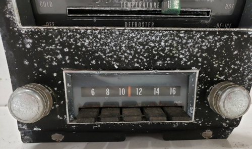1967 Chevrolet Caprice Factory AM Radio Heat Control and Bezel - Picture 3 of 4
