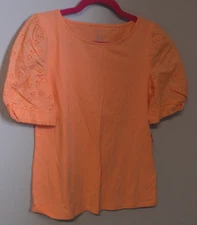 TALBOTS XS PEACH COLORED TOP WITH PUFFY EYELET FLOWERED SLEEVES