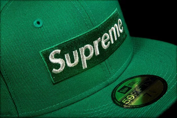 Supreme New Era $1M Metallic Box Logo Cap Green Fitted 7 3/8