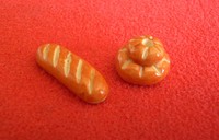 Dolls House Miniature 2 X Mixed Loafs Dolls House Miniature 2 X Mixed Loafs