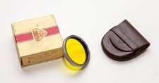 Rolleiflex Bay II Medium Yellow Filter with Leather Case  R 1.5 Warming Filter
