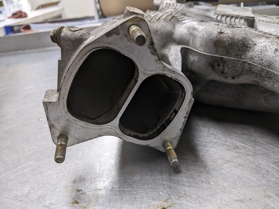 Intake Manifold For 99-03 Lexus RX300  3.0 1710920081 - Image 3 of 4