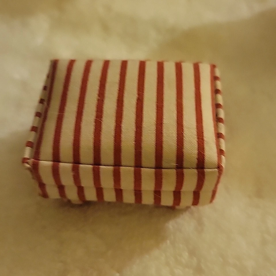 3PC Dollhouse Miniature 1/12 Scale Striped Sofa Living Room Furniture Accessorie - Image 4 of 4