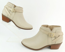 Vionic Farrah Water Repellent Leather Ankle B...