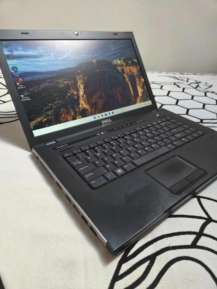 Dell Vostro 3500 i5‑520M 6GB RAM, 500GB HDD 15.6" Win11 - Immagine 4 di 4