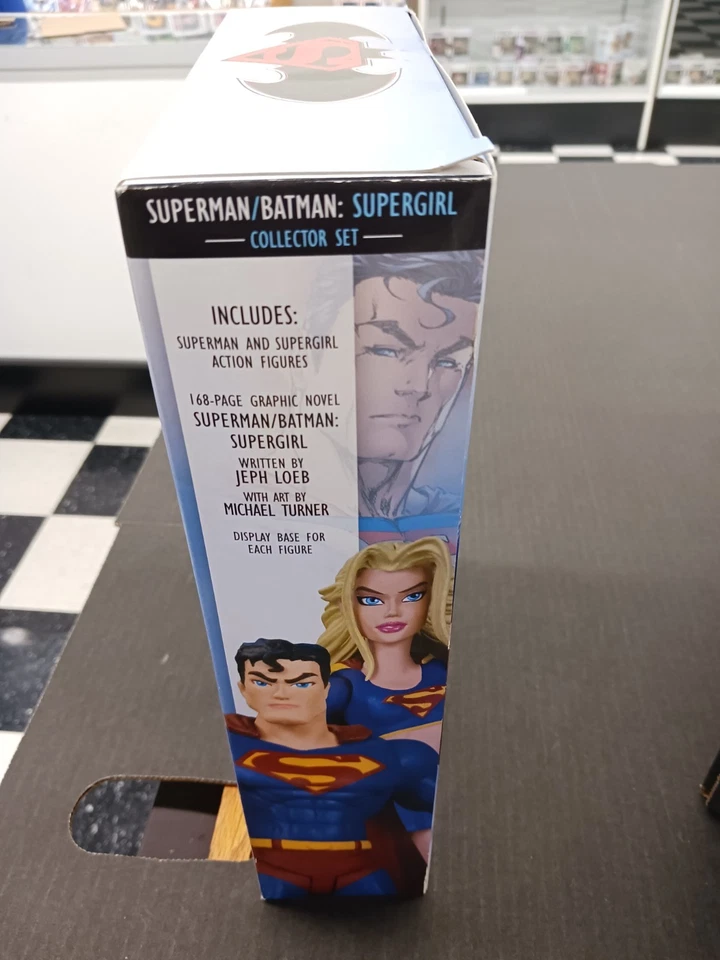 DC Direct Superman/Batman Supergirl Collector Set w/ Superman Supergirl - Image 2 of 4