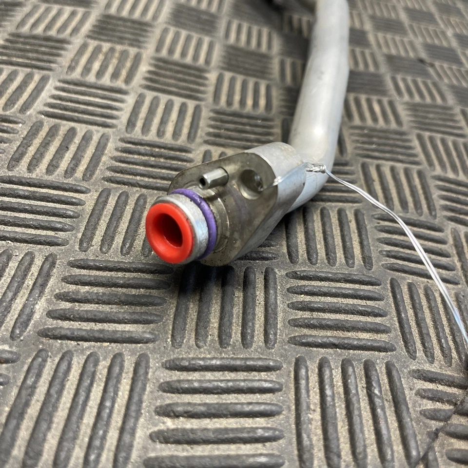  OEM 2018-2024 AUDI S5 S4 AC MANGUERA/LÍNEA/TUBO 8W0816743AR Foto 3 de 4