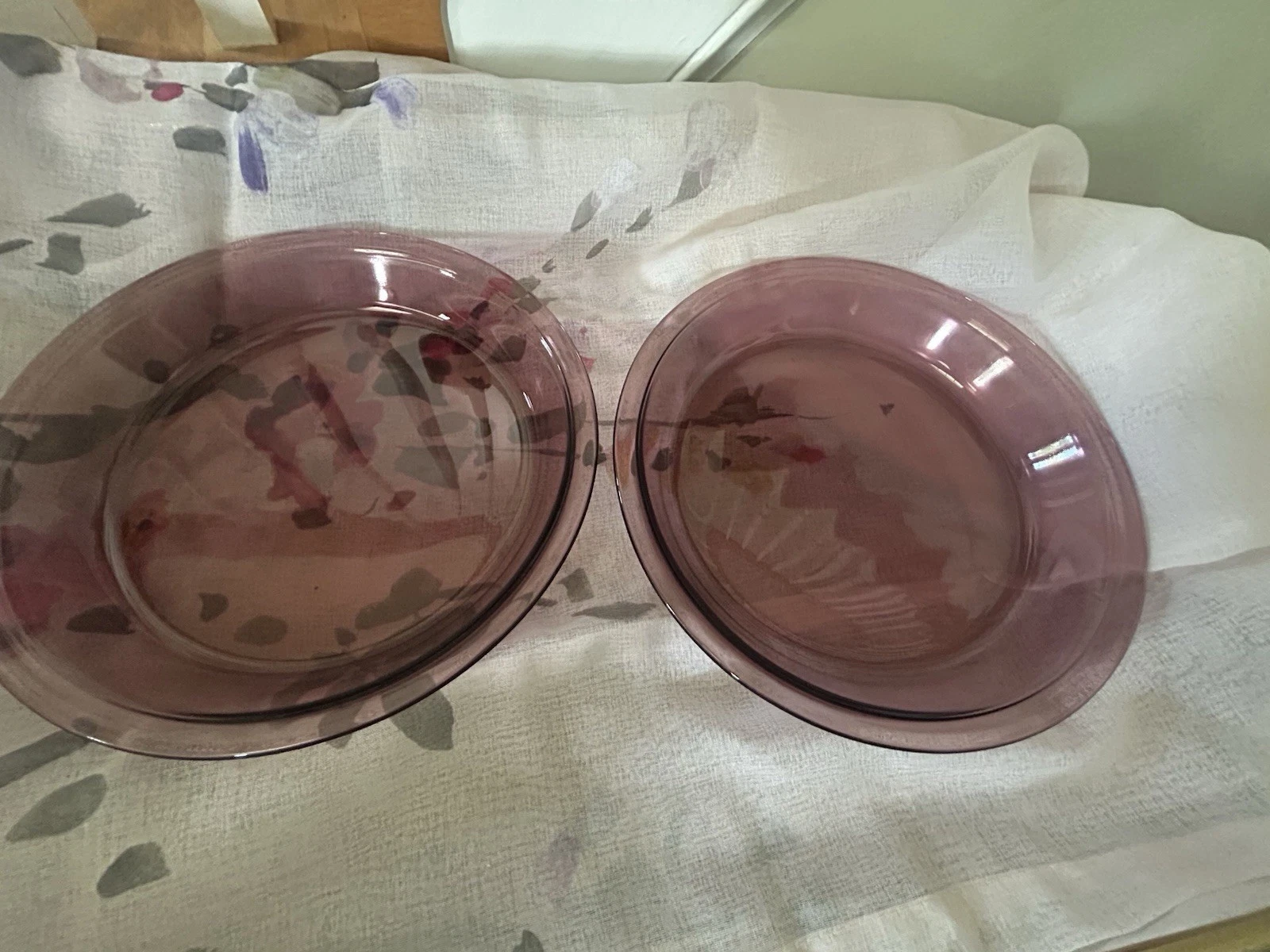 2 Vtg Pyrex #209 Cranberry 9” Round Pie Plates Baking Plates MCM Nice