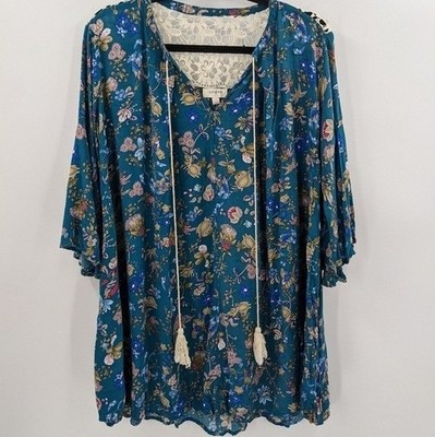 UMGEE Top Womens Small Blue Crochet Back Tassel Floral Boho Bell Sleeve Dress