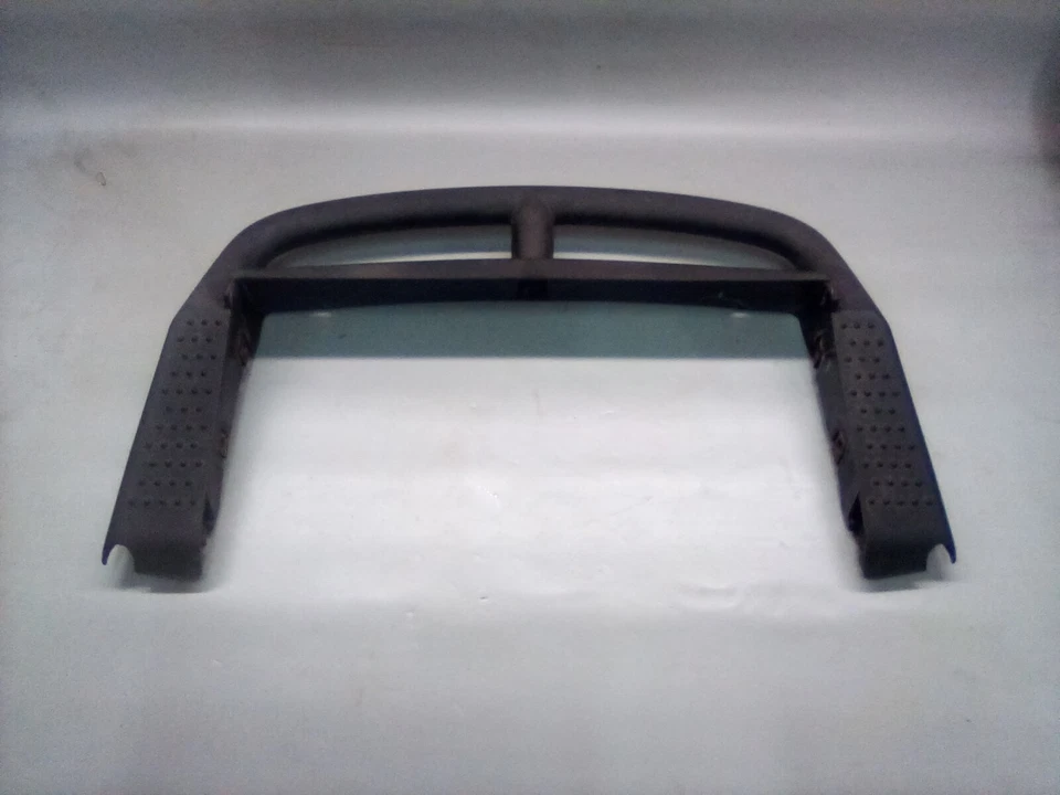 Arctic Cat Pantera 580 2000 parachoques trasero moldura de plástico barra de agarre Zr Zl 500 600 Foto 2 de 4